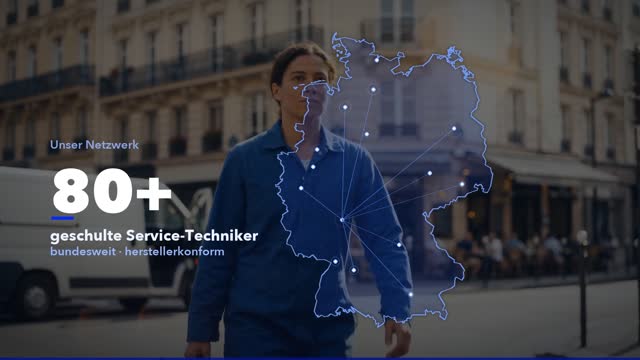 Szene aus dem Beispielfilm: Techniker mit eingeblendeter Deutschlandkarte